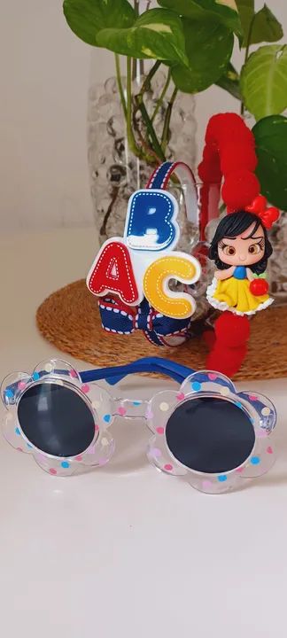 Lote tiaras e óculos infantil  - Foto 4