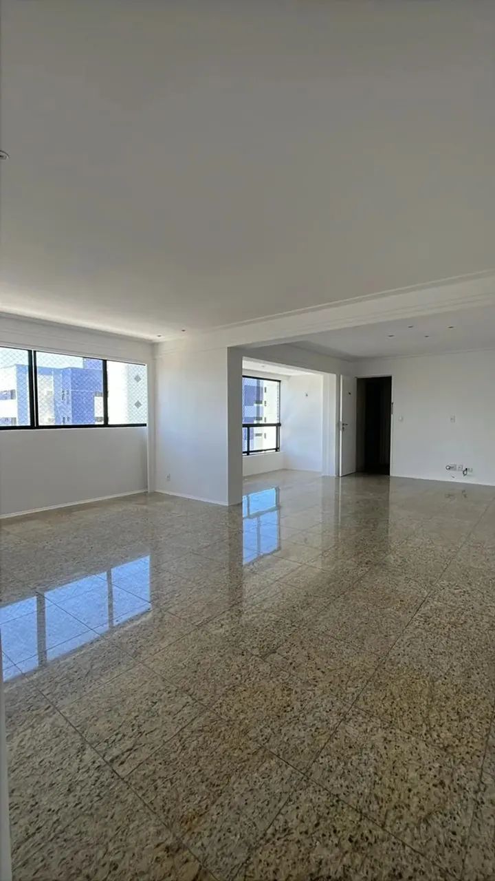 EXCELENTE APT PARA LOCAÇÃO EM BOA VIAGEM 182M² 04 QTOS SENDO 3 SUITES ANDAR ALTO COM MÓVEI - Foto 4