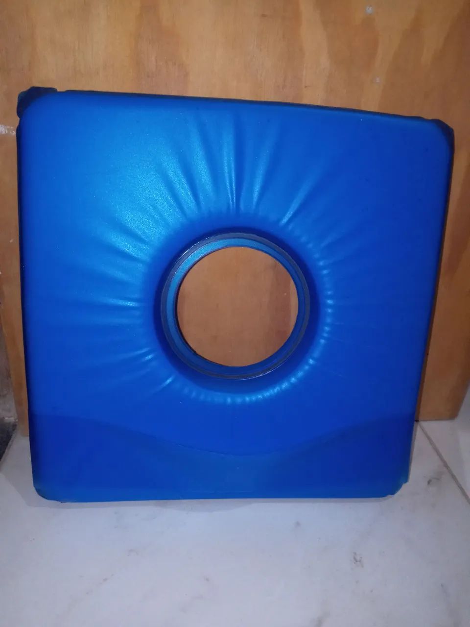 Almofada Quadrada com Orifício em espuma e Pvc anti escaras - Foto 3