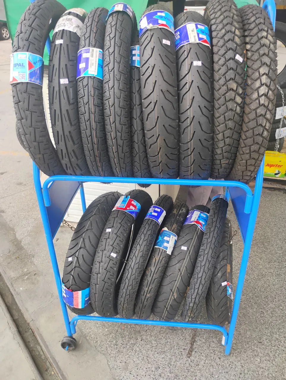 Pneus para moto - diversos tamanhos