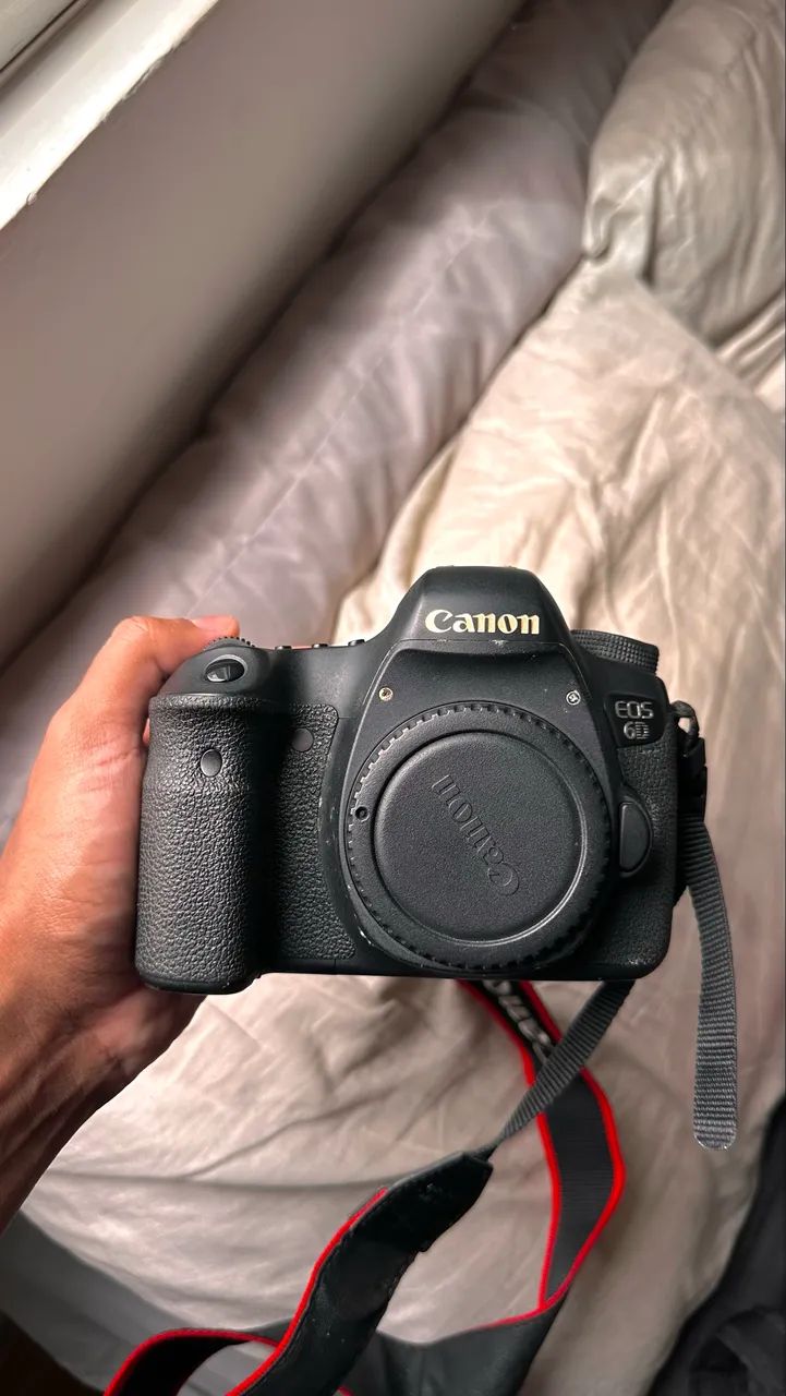 CÂMERA CÂNON 6D 