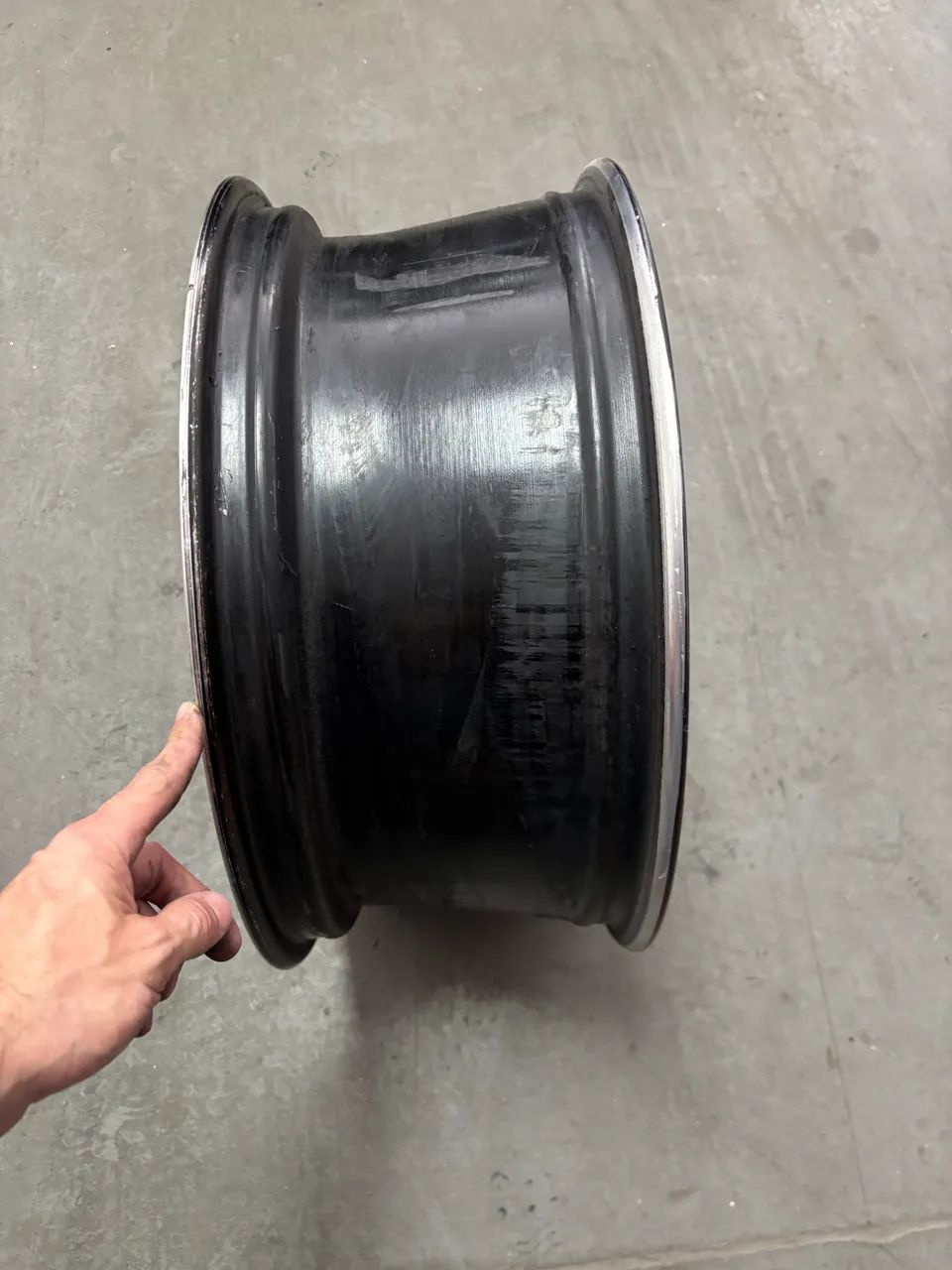 Roda Mini Countryman 19 usada - Foto 5
