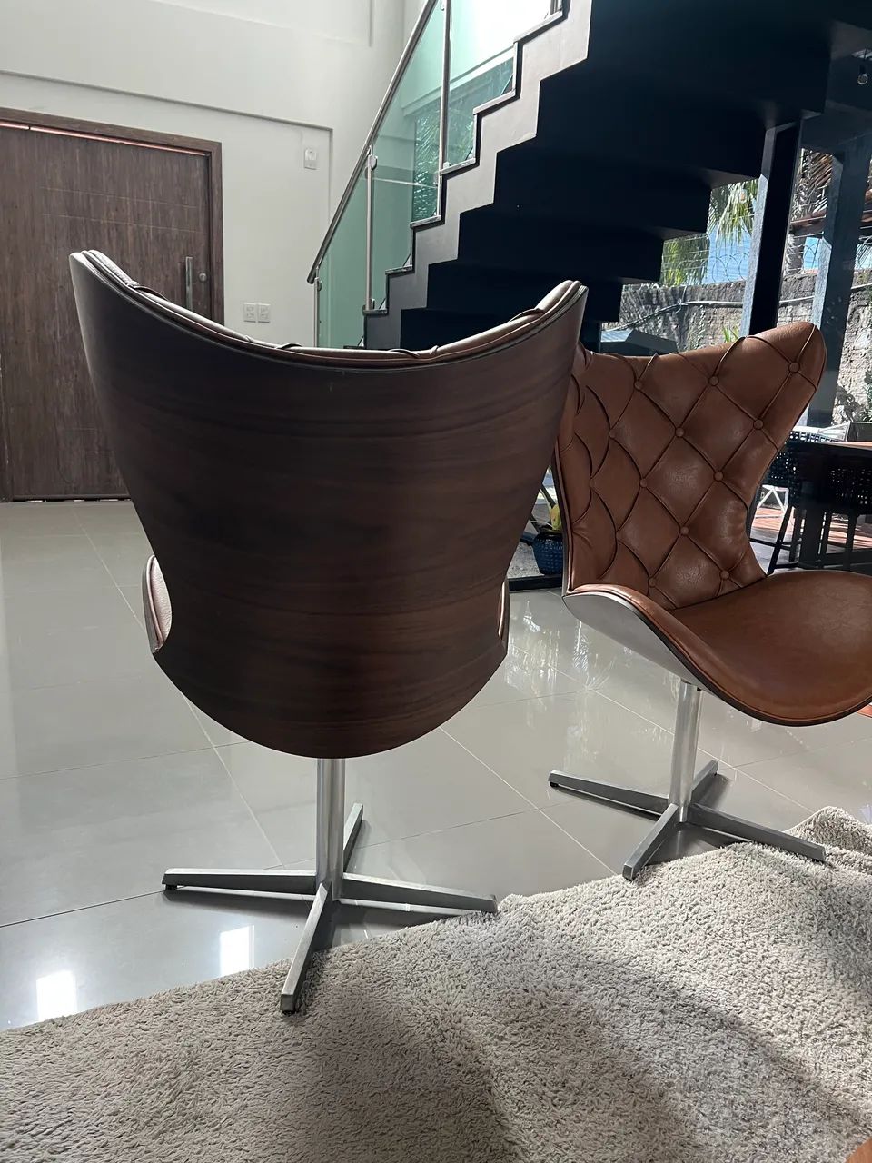 Poltrona Giratória de Couro Marrom - Foto 5