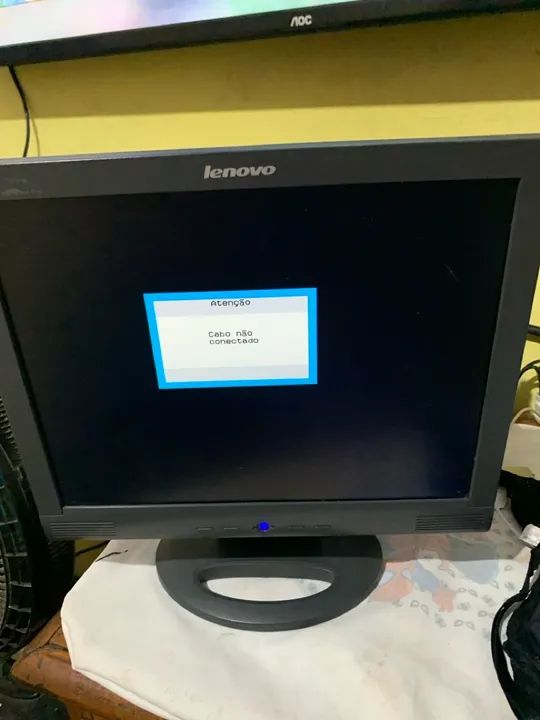 Monitor Lenovo - 17 polegadas