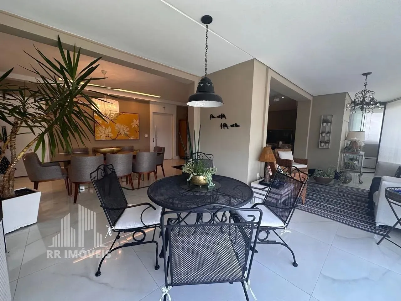RR8096 Apartamento 201m² CONDOMÍNIO TERRAÇOS TAMBORÉ - OPORTUNIDADE - 3 Suítes 4 Vagas - S