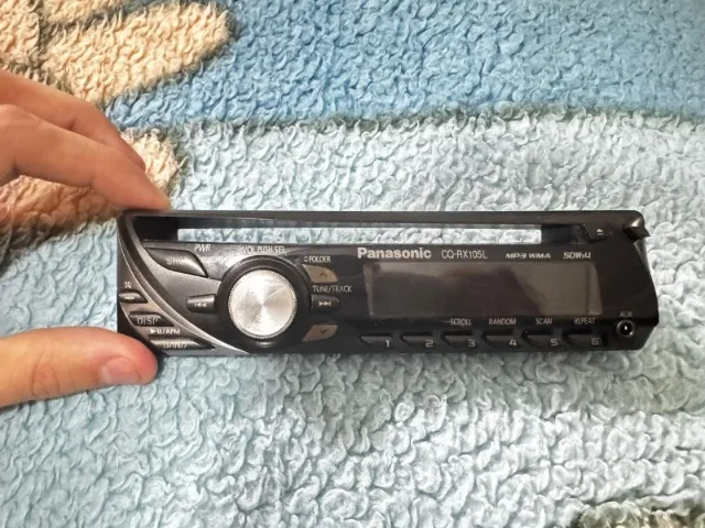 Radio Som Painel Panasonic Auxiliar Cd Cq-rx105l