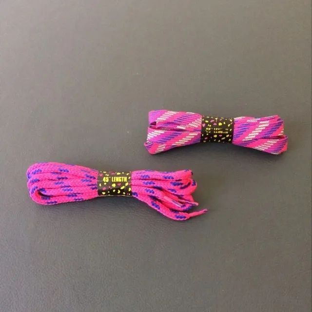 2 Super-Fashion Shoelaces