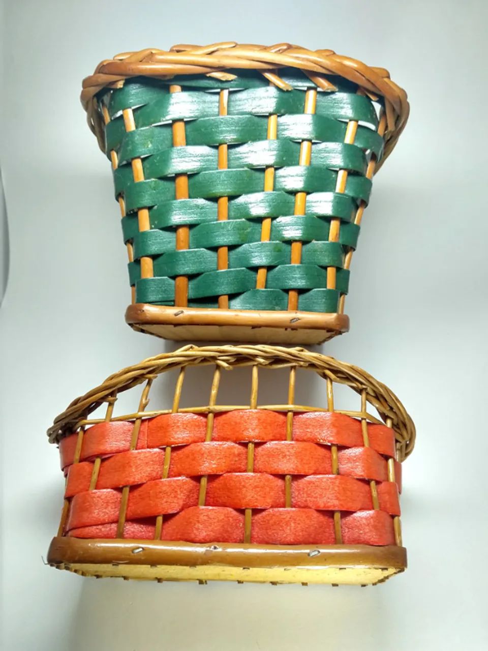 Conjunto de 4 Cestas de Vime Decorativas e Coloridas - Foto 4