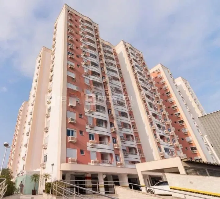 Apartamento de 02 dormitórios em Barreiros - São José