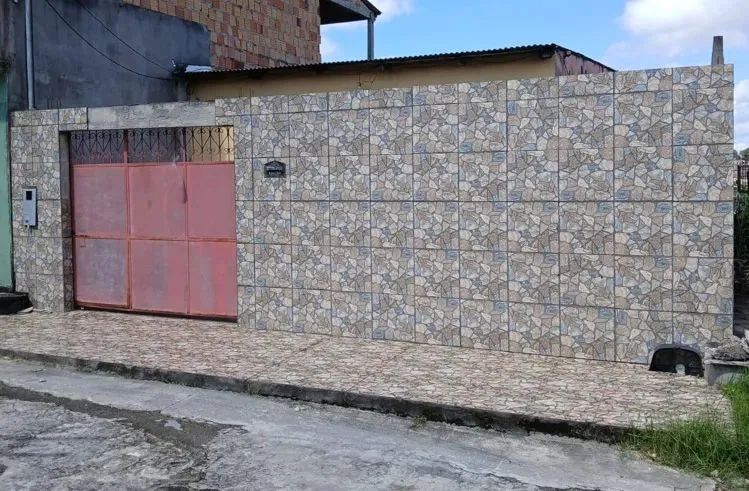 NOVA CIDADE, Ótimo Imóvel de 03 Quartos px a Av Margarita