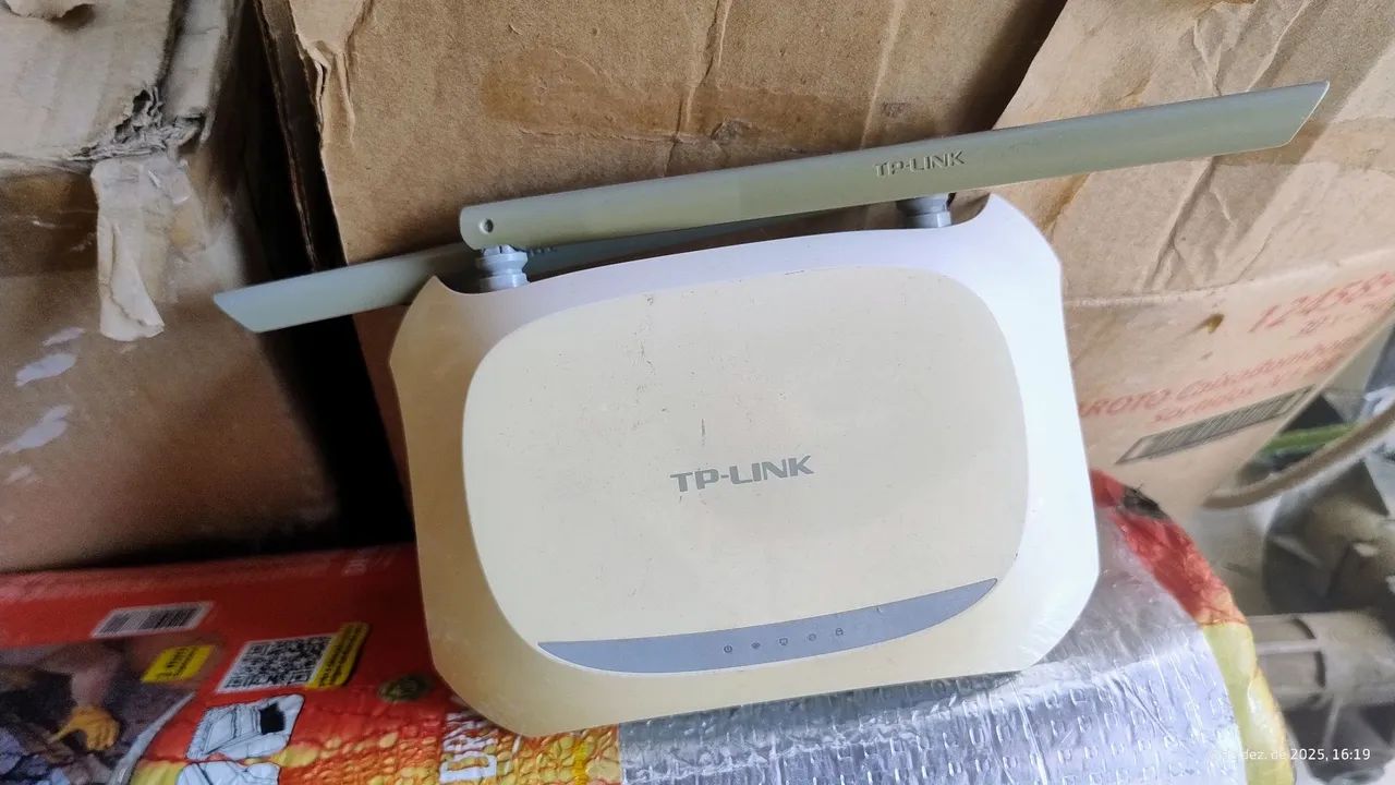  ROTEADORES NO PRECINHO 64842042873474121