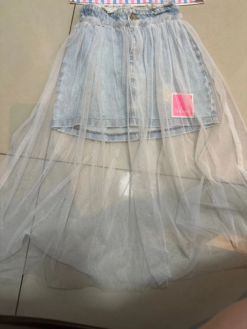 Conjunto Saia Jeans com Tule e blusa Malagah TAM 10