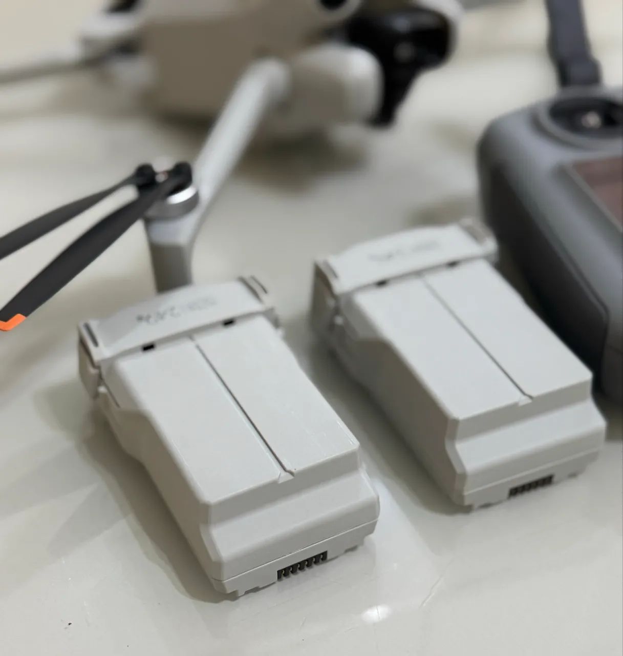 Drone Mini 4 Pro - controle com tela - Foto 3