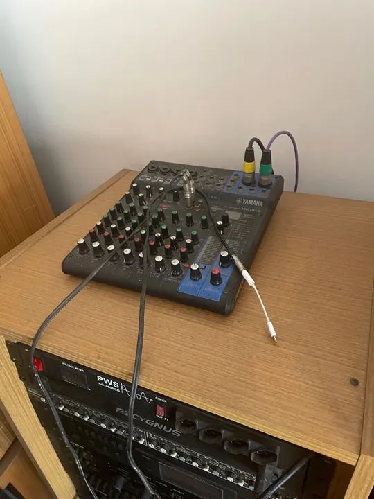 Conjunto de Equipamentos de Áudio Profissional - Foto 3