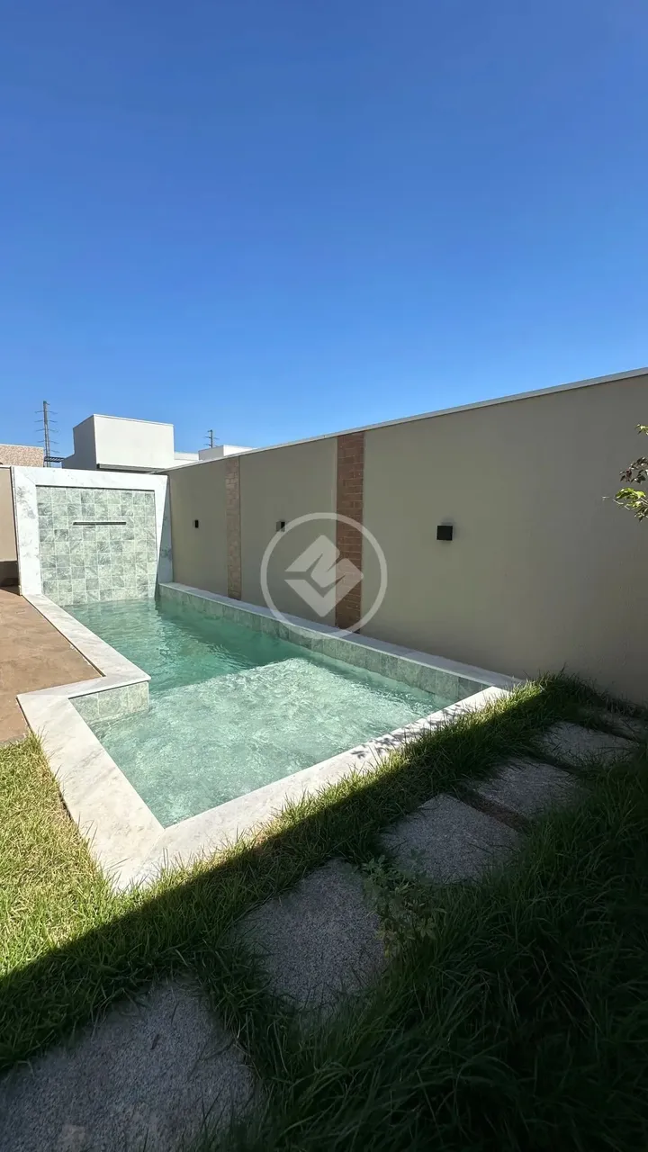 Casa a venda no Condomínio Prinmor das Torres com 3 quartos sendo 1 suíte , Piscina com ca