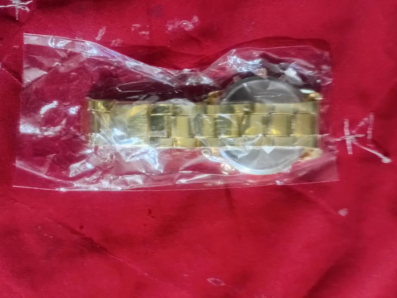 Relógio masculino dourado*novo*! - Foto 2