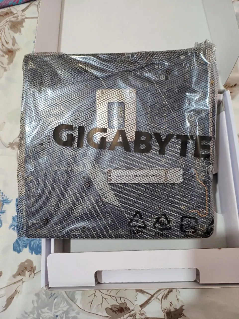 Placa mãe Pc/Desktop Gigabyte B760M Aorus Elite X AX branca - Foto 6
