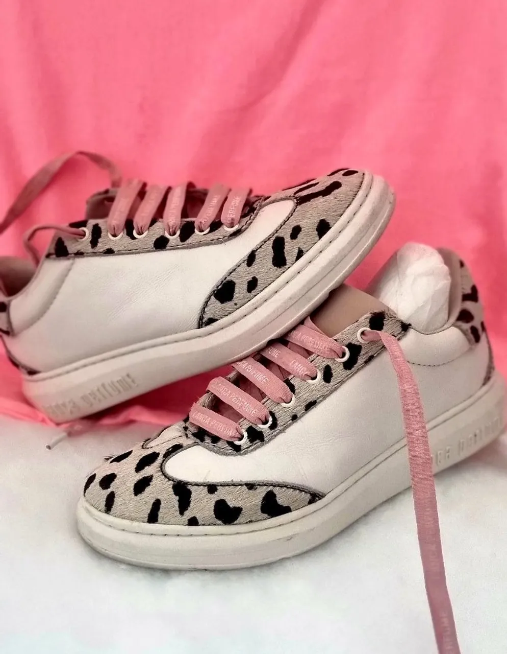 Tênis Casual Feminino Branco com Pelúcia