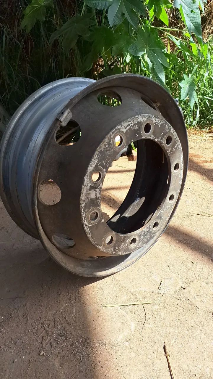 Roda de caminhão aro 22,5 X 8,25