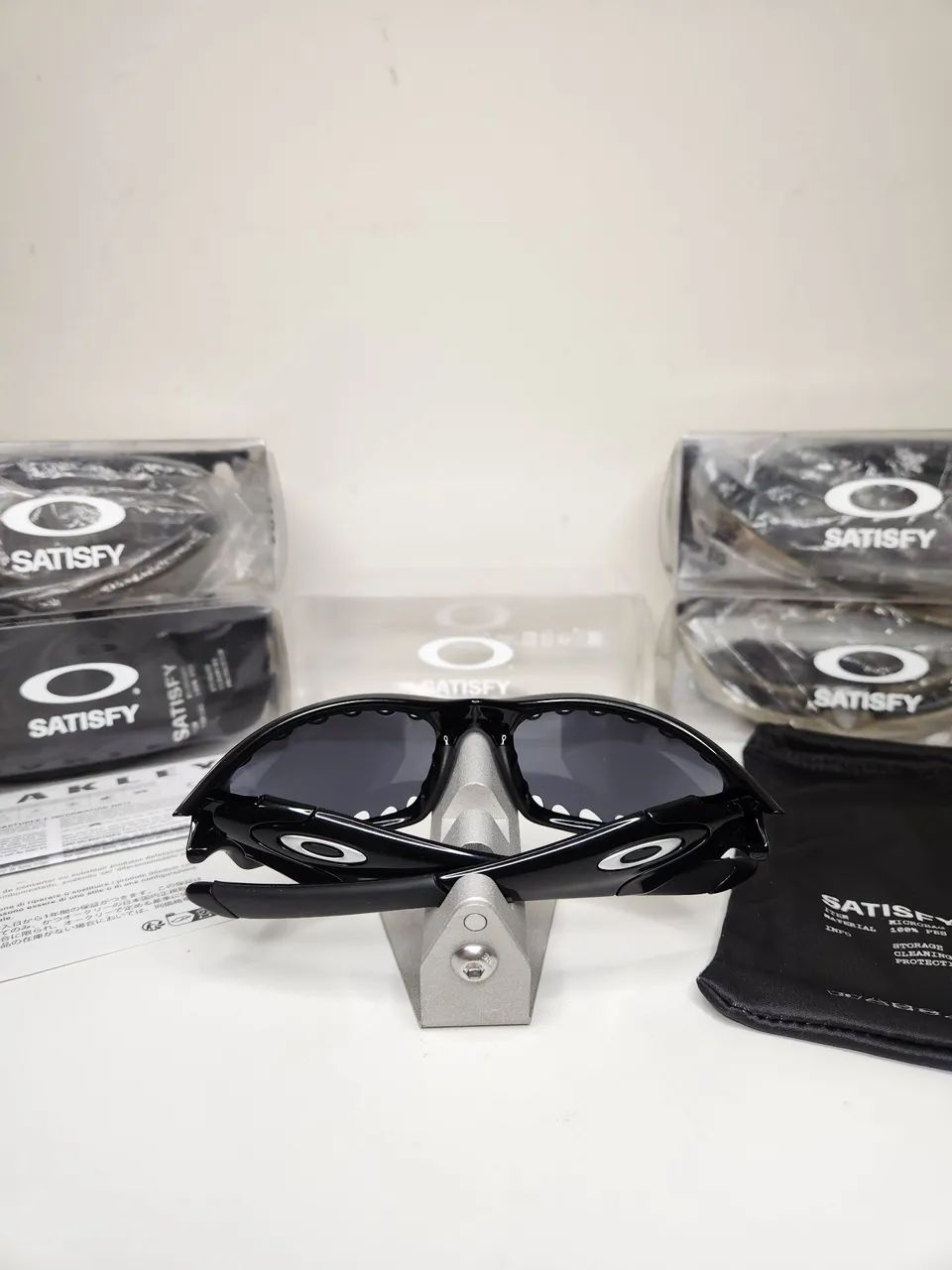 Oakley x Satisfy Straight Jacket Black - Acessórios