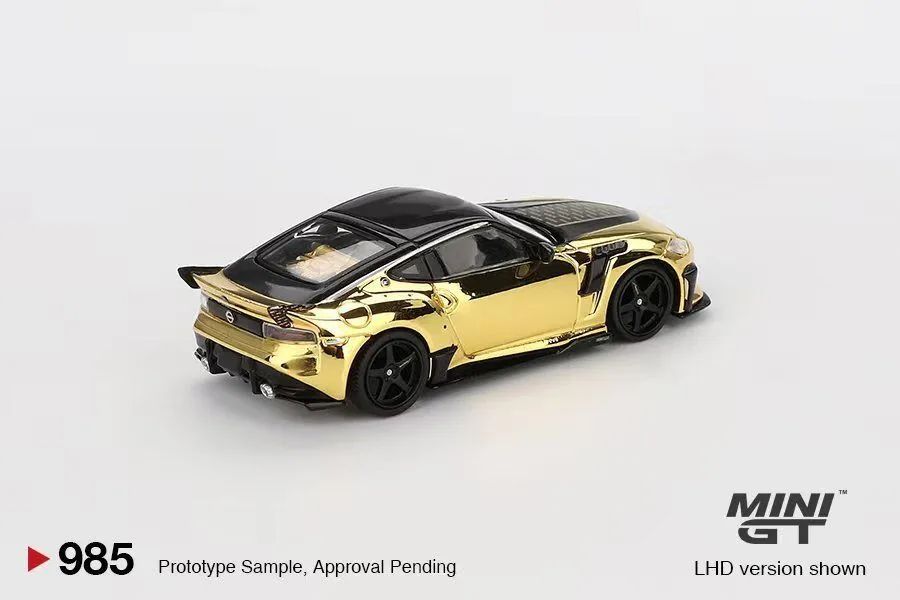 Mini gt 1:64 Nissan Z Gold Chrome lacrada original - Hobbies e