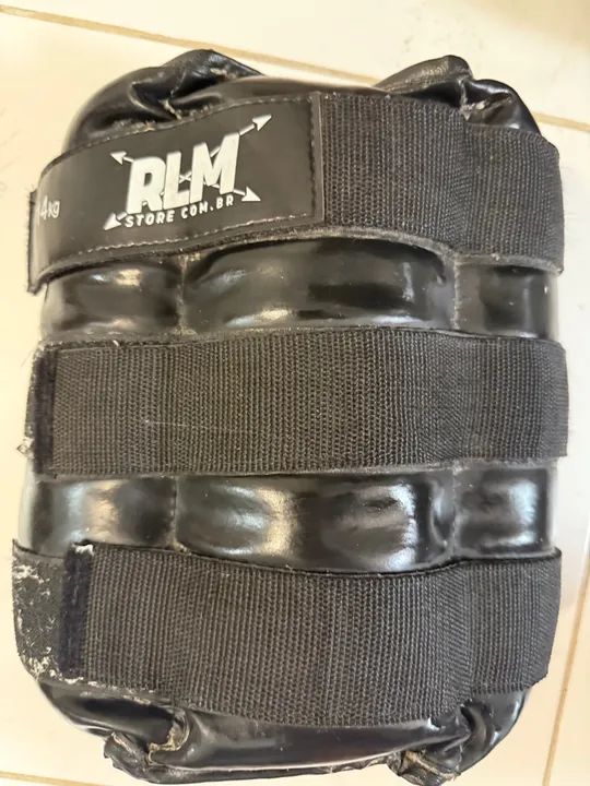 Par de Caneleiras RLM 14kg  , em estado de nova , quase sem uso !  - Foto 3
