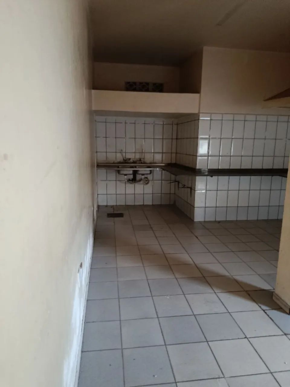 Excelente esquina comercial frente ao condomínio Bahamas no bairro santo Antônio. - Foto 9