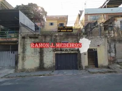 VENDO ou TROCO no Bairro SÃO FRANCISCO casa 2qts em lote 320m² em BELO HORIZONTE MG