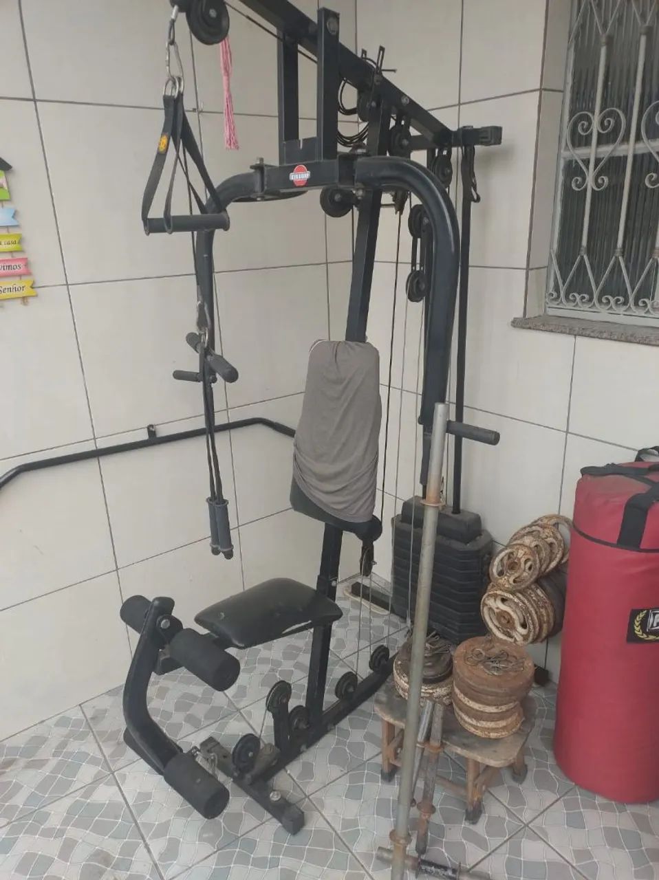 Estação de malhar 63824621272193121