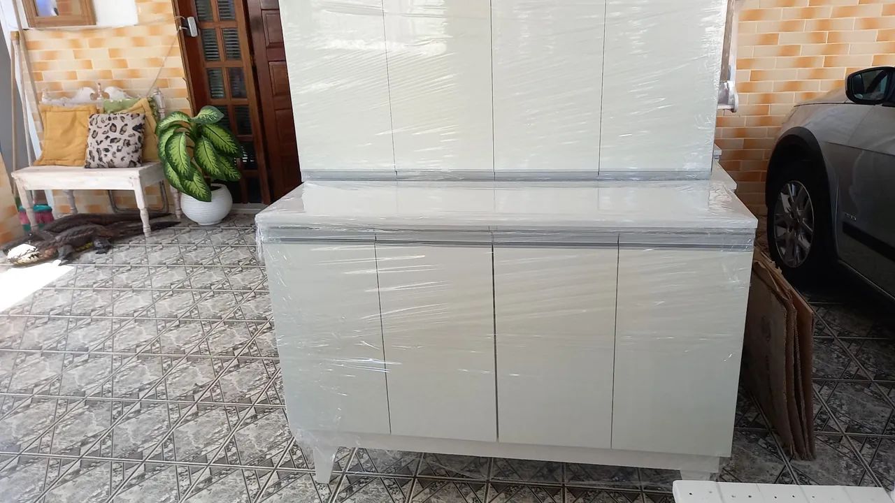 Armário branco com design moderno - Foto 5