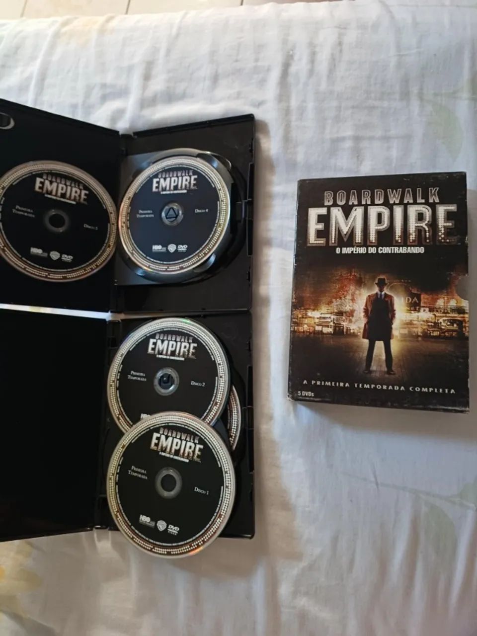 Box Completo DVD Boardwalk Empire - 1 e 2 Temporada - Foto 3