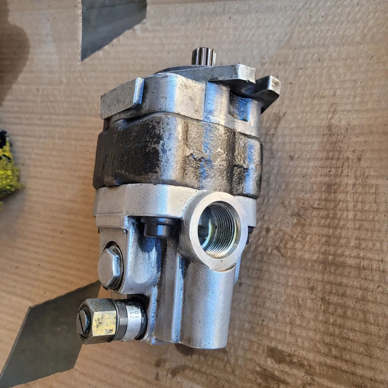 Bomba Hidráulica para empilhadeira motoniveladora Komatsu GD705 A