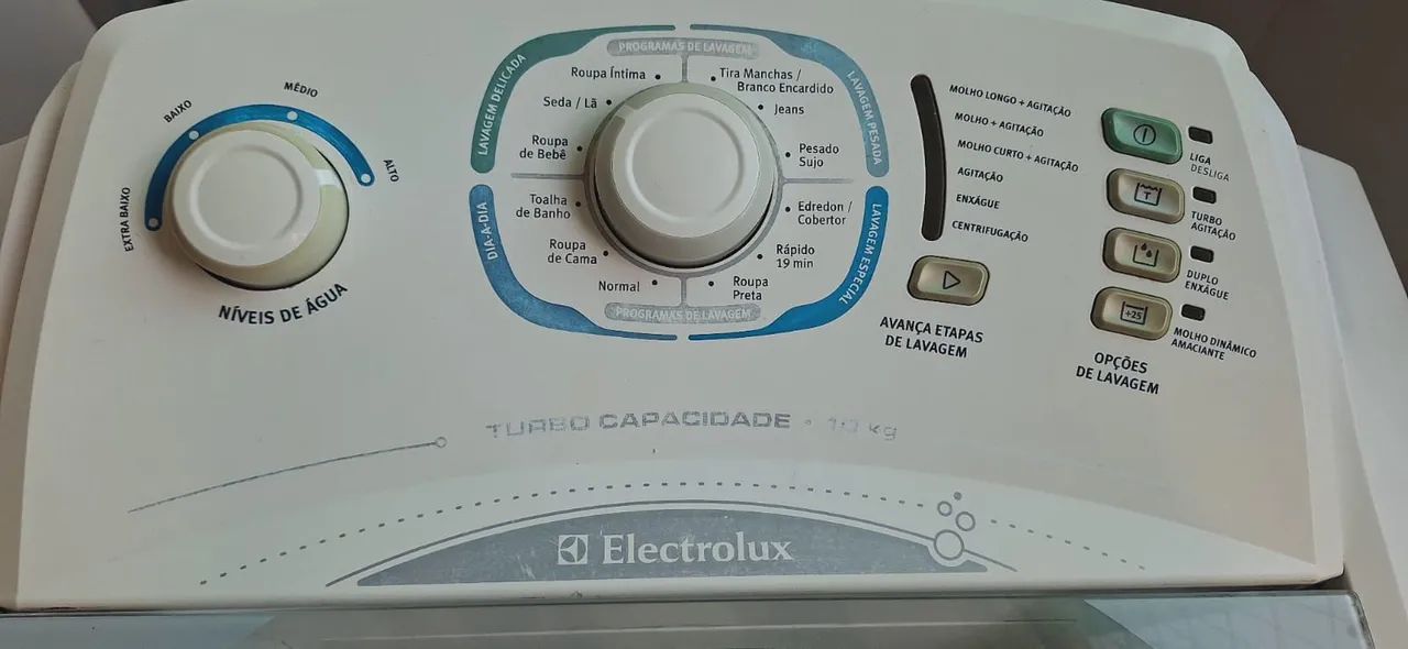 Lavadora de roupas Electrolux Turbo Capacidade