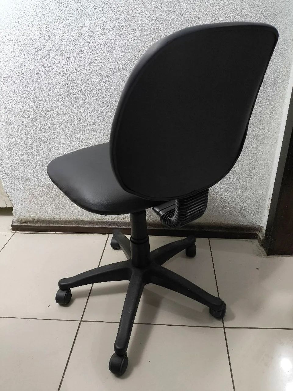 Cadeira Mocho Giratória  - Foto 3