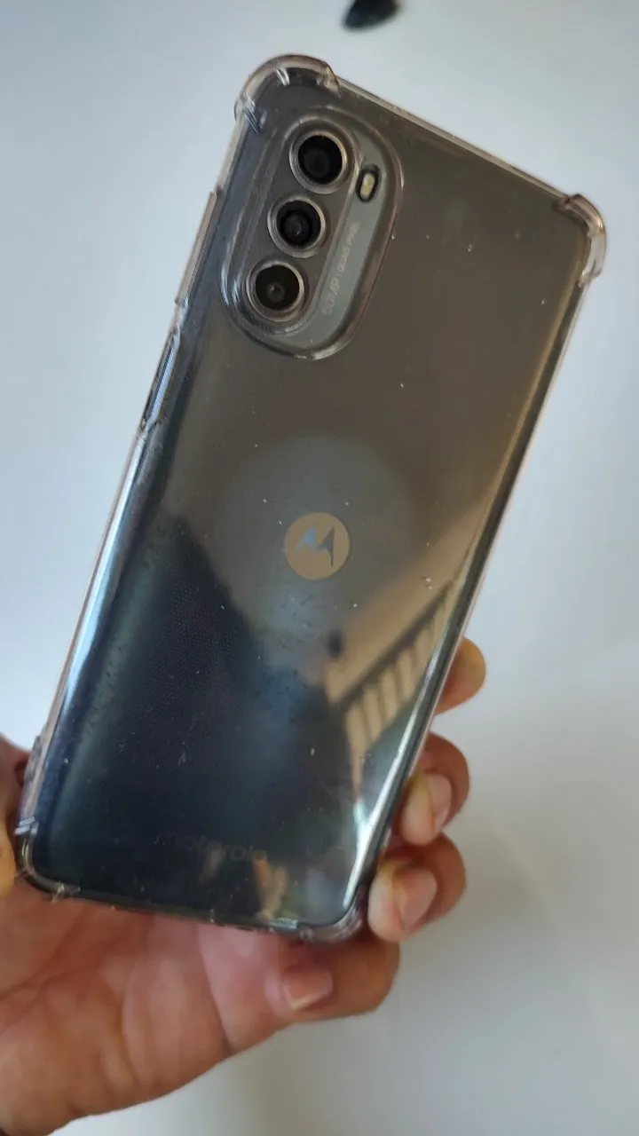 Vendo aparelho celular G52