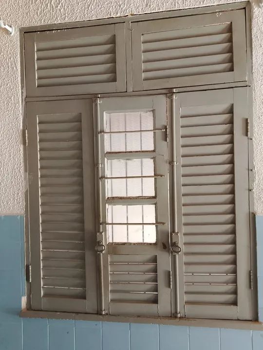 Vendo janela64520792227841120