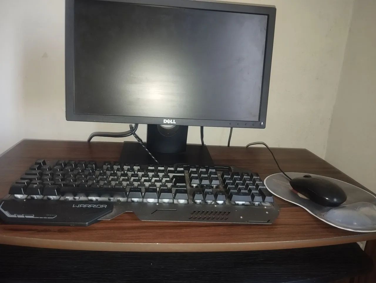Computador Dell com Monitor - Ótimo para o dia a dia