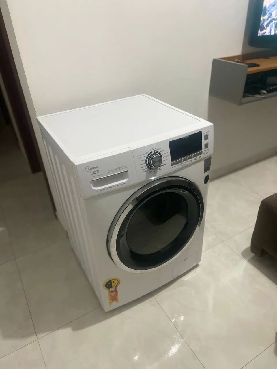 Lava e seca novinha 10,2 inverter smart pouco uso impecável  - Foto 4