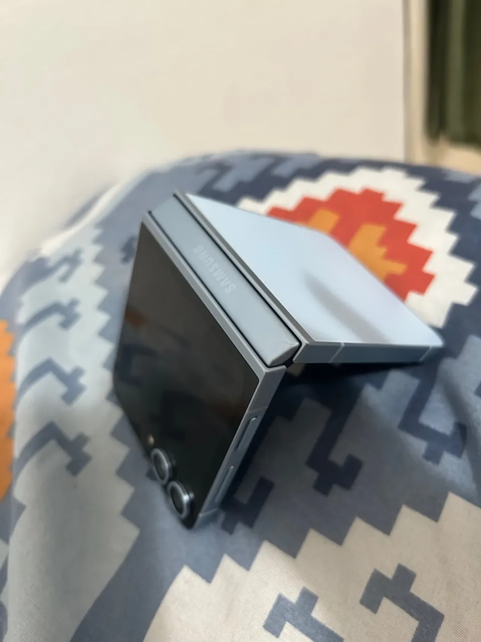 Galaxy Z Flip6, com 9 meses de uso