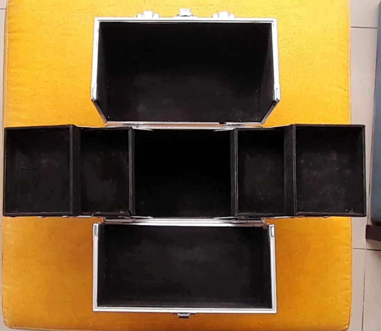 Maleta de maquiagem usada - Foto 3