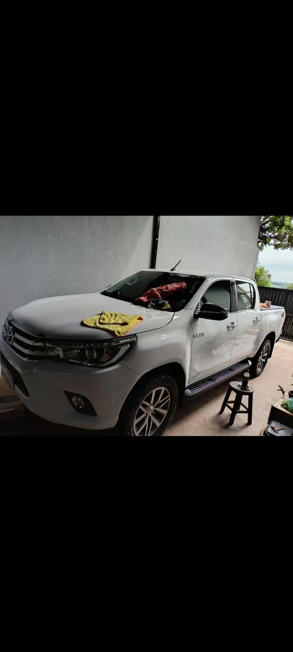 Hilux srx 18/18