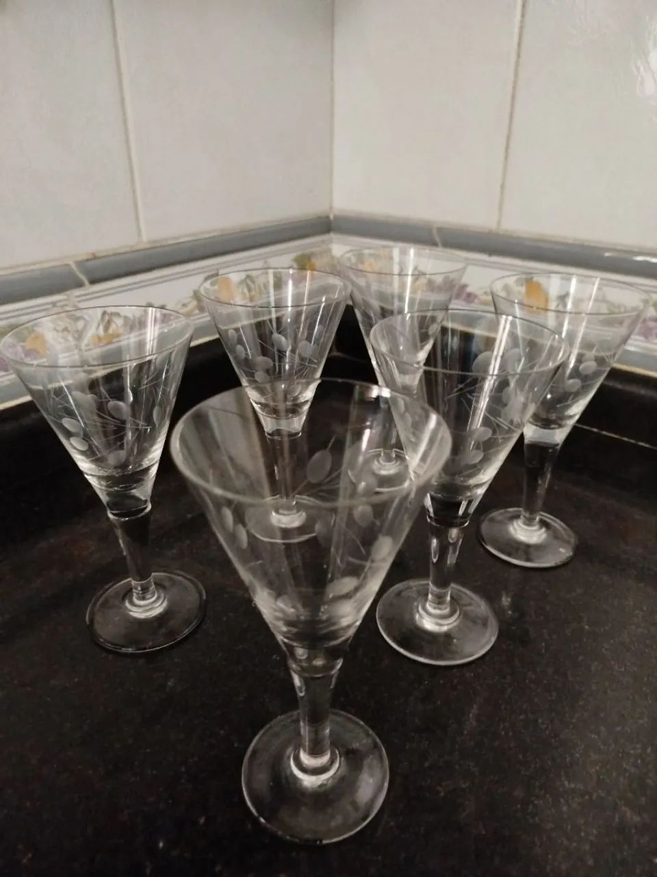 Taças de Cristal Antigas com lapidação  - Foto 3