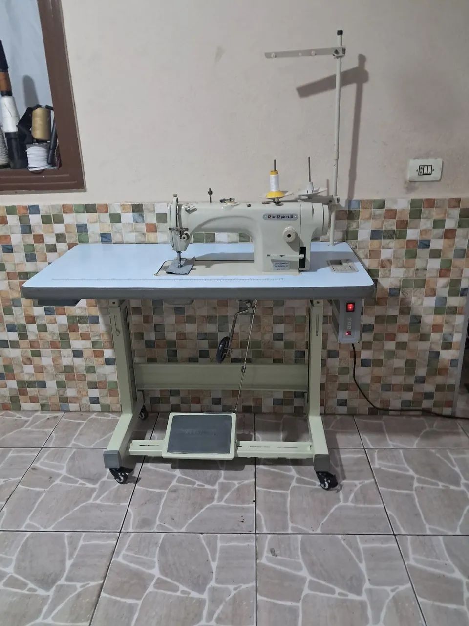 Máquina de Costura Industrial Sun Special