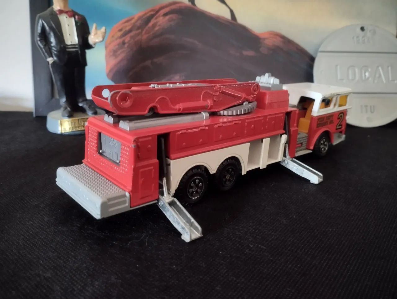 Miniatura - Caminhão de Bombeiros - Foto 3