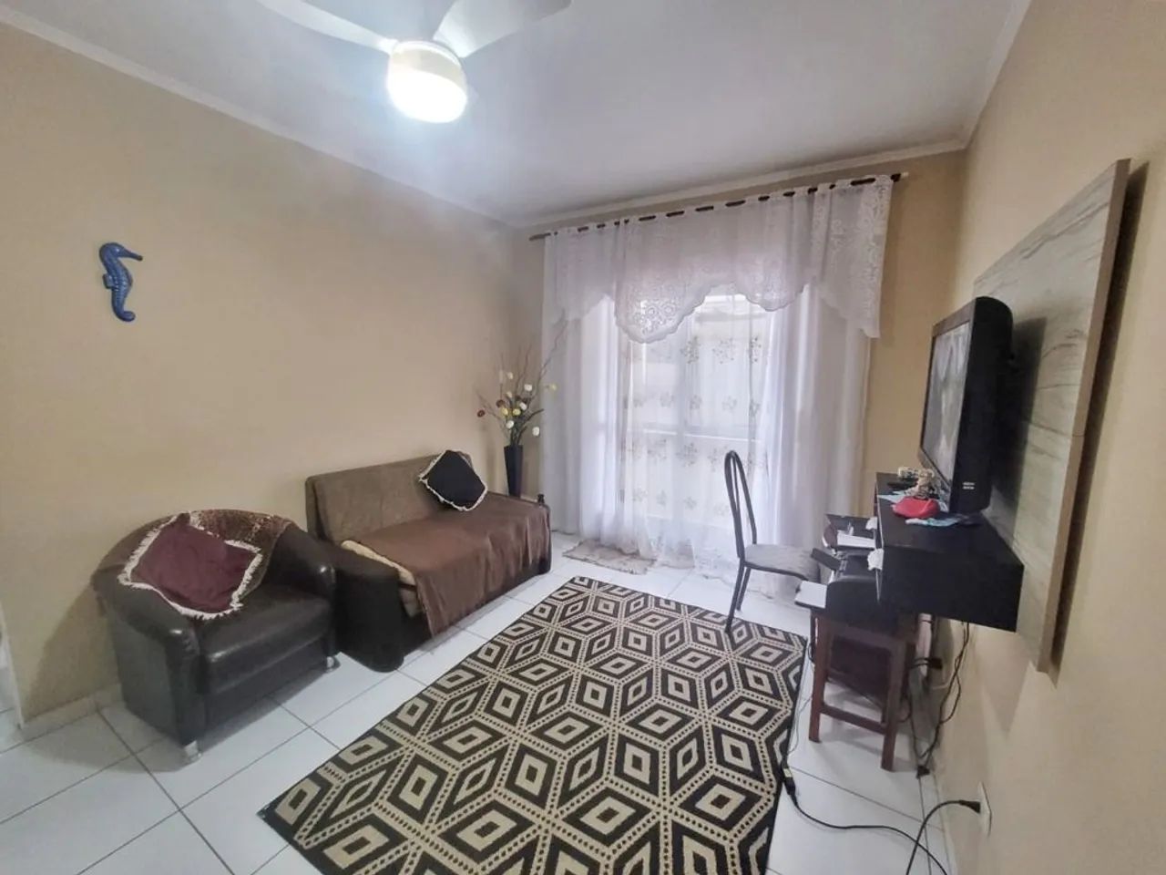 Imóvel para venda possui 57 metros quadrados com 1 quarto em Aviação - Praia Grande - SP