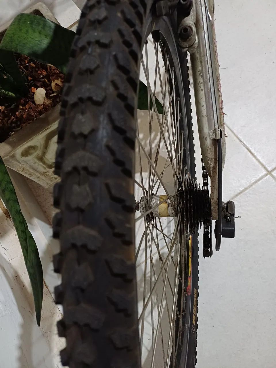Bicicleta calor aro 26 alumínio  - Foto 6