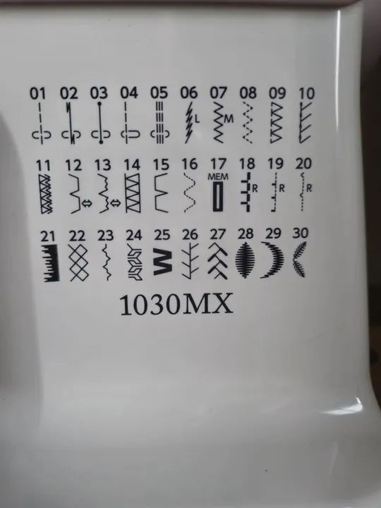 Máquina de Costura Janome 1030MX - Foto 2