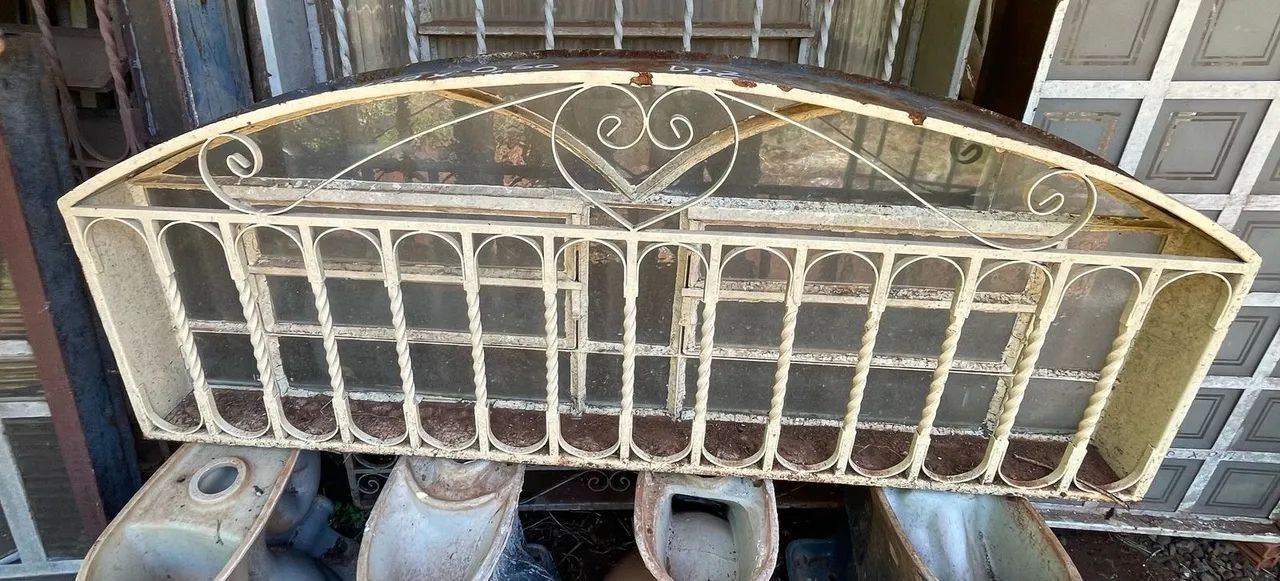 Janelas para sala - de serralheria - ferro trabalhado - Foto 3