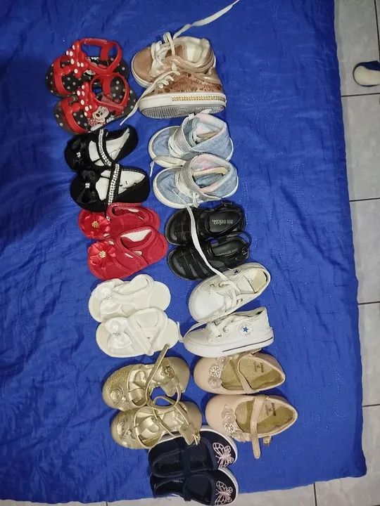 Lote de Sapatos Sandália Desapego de Bebê Menina