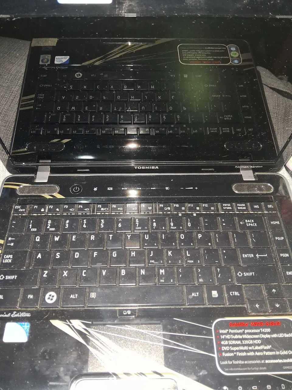 Notebook Toshiba Satellite M505-S4940
